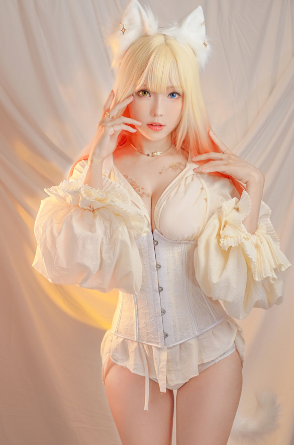 《ElyEE子》完美诠释了“反差萌”的魅力,收藏必备佳作!