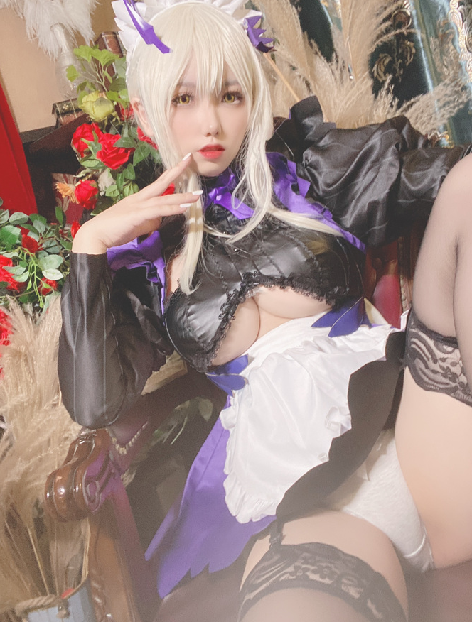 《芋圆侑子》擅长驾驭二次元动漫角色的私房风写真！