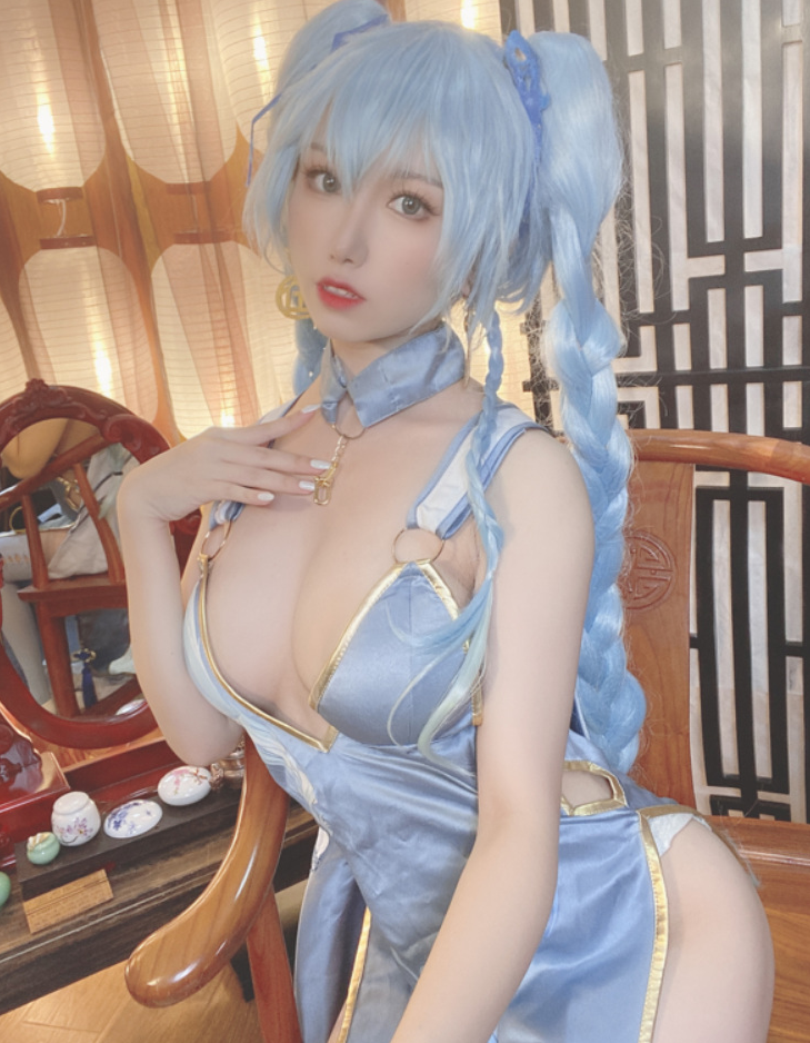 《芋圆侑子》擅长驾驭二次元动漫角色的私房风写真！