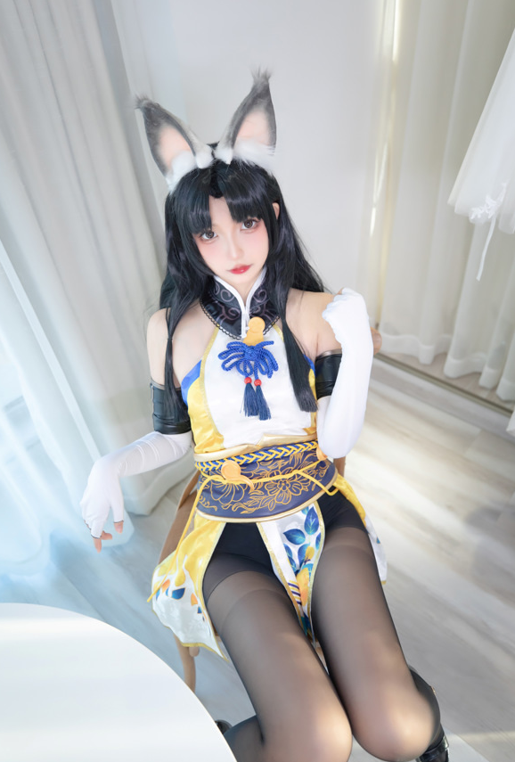《神楽坂真冬》 Cosplay图集推荐,角色还原与服装设计的完美结合!