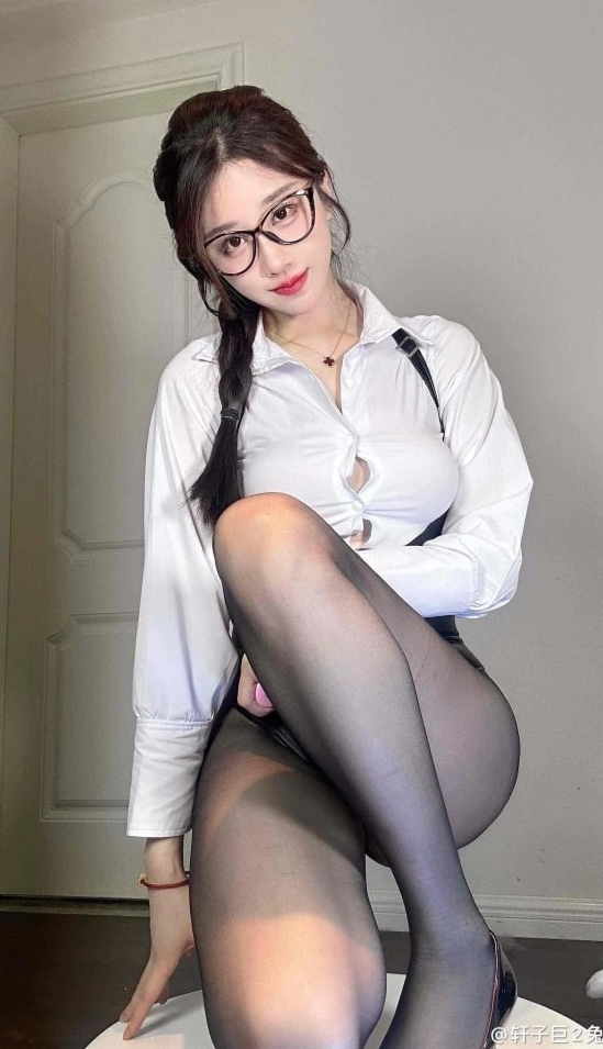 《轩子巨二兔》代表作品精选合集高清系列整理,(持续更新)