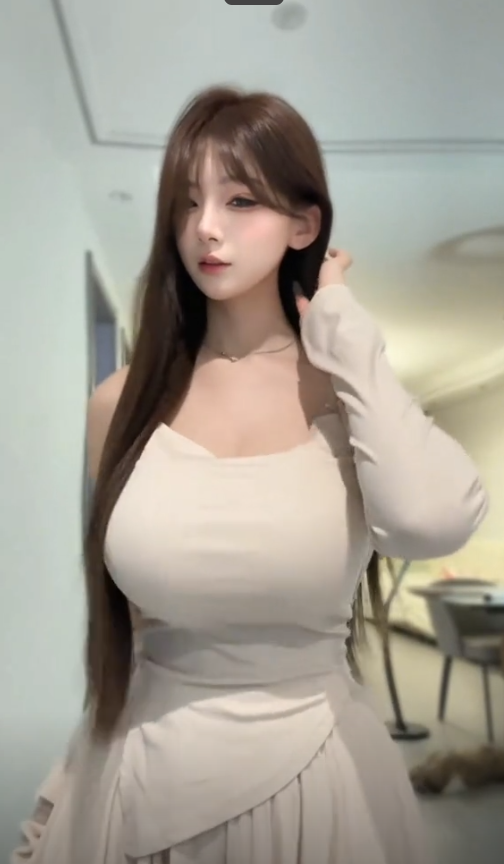 写真推荐,《多肉小野猫》时尚穿搭与日常生活美图收藏级别!