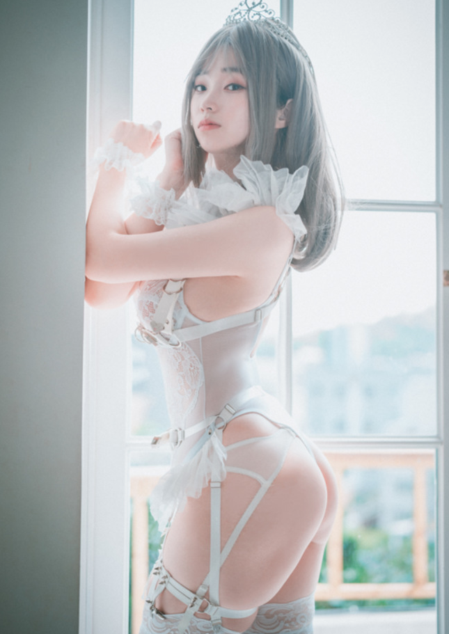 《Bambi(밤비)》角色扮演写真合集,日系与韩系风格大合集下载!