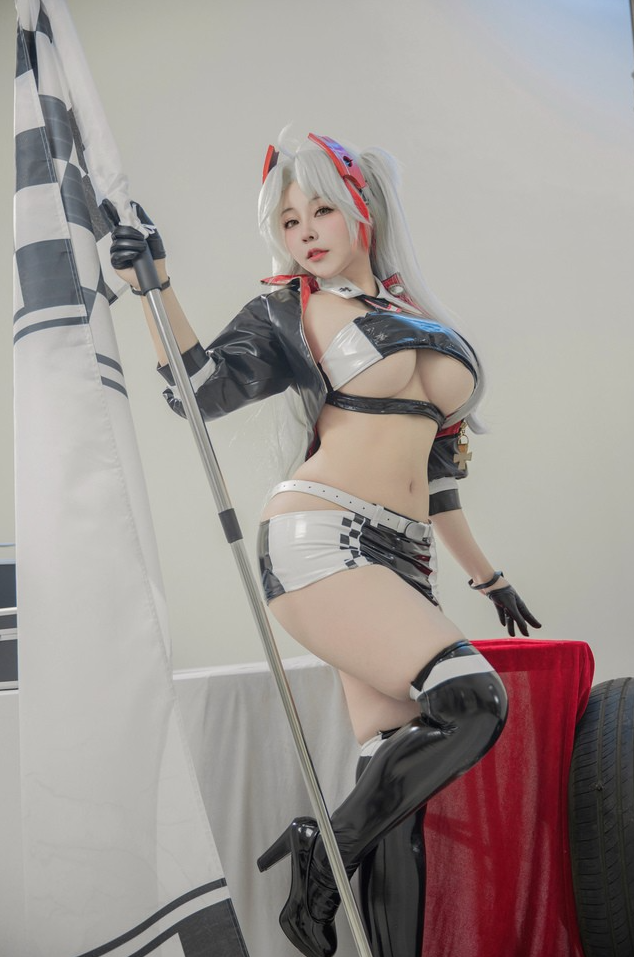 《KANEKO_咔喵》写真集精选,多风格Cosplay高人气写真