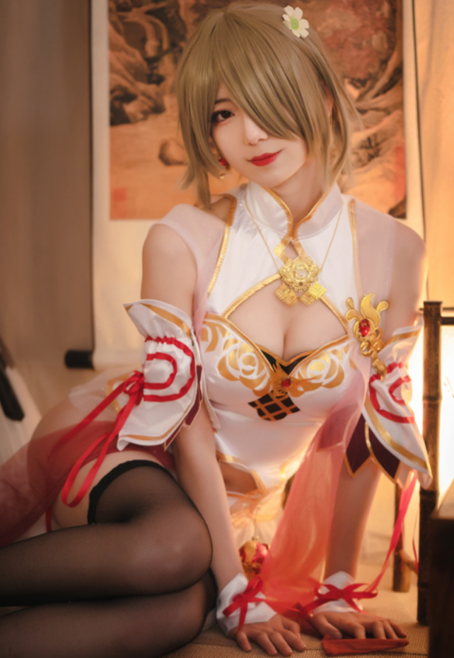 《弥音音ww》写真作品合集,东方美学与夏日泳装主题精选!