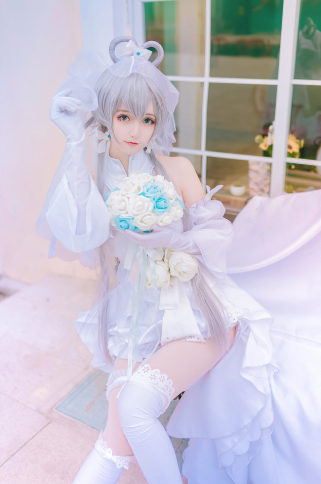 超人气Coser《 Yui金鱼》写真精选，全新角色演绎盘点！