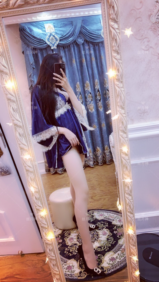 《丝月神》时尚搭配与生活美学全系列,牛仔裤高跟鞋到家居礼服穿搭!