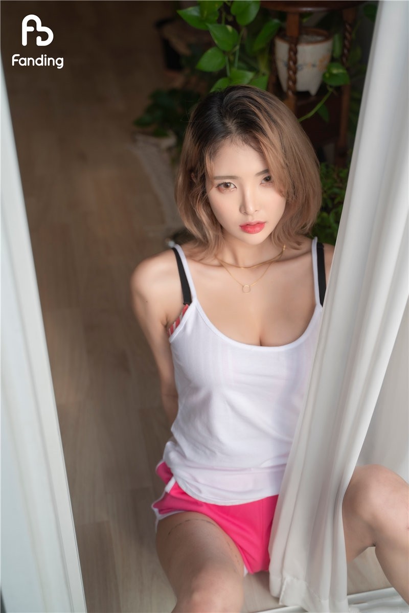 Yeon(효연)高热度写真合集 ，男性粉丝必看韩系美少女美图精选！
