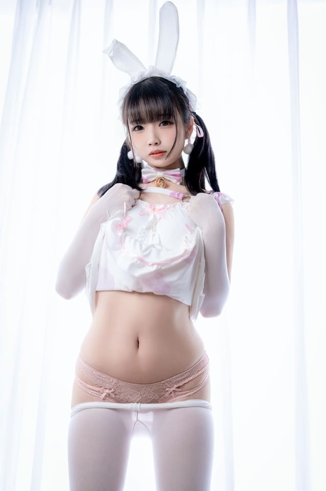 萌系女神十万珍吱伏特写真，从雷姆到恶毒COS合集！