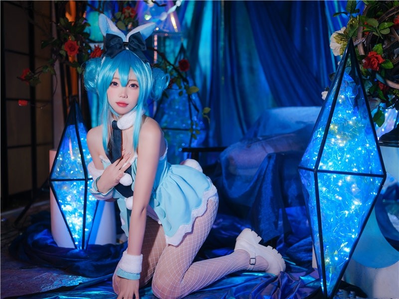 咬一口兔娘写真作品高清美图合集 ,爆火兔娘角色美图资源!