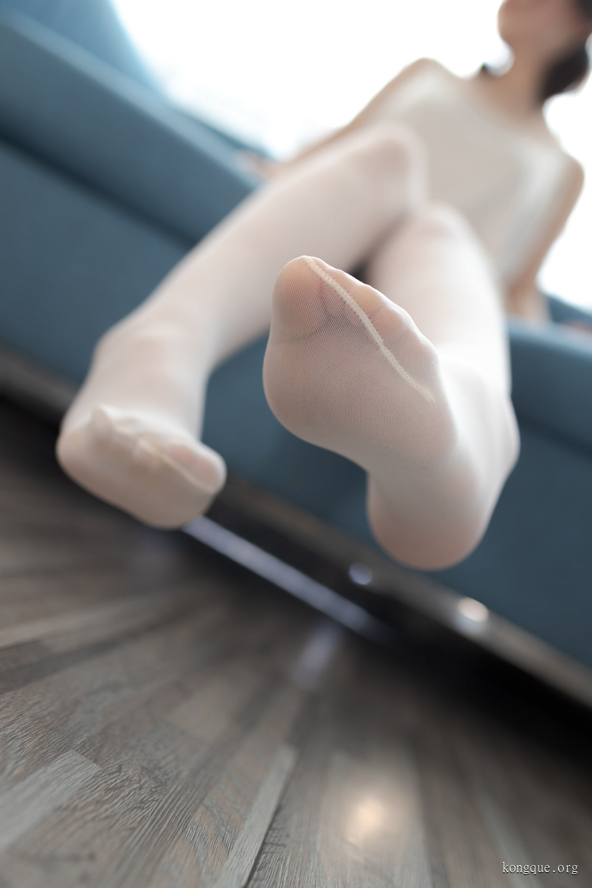 少女秩序写真合集 ，清纯校园、森系午后与白衬衫的心动瞬间！