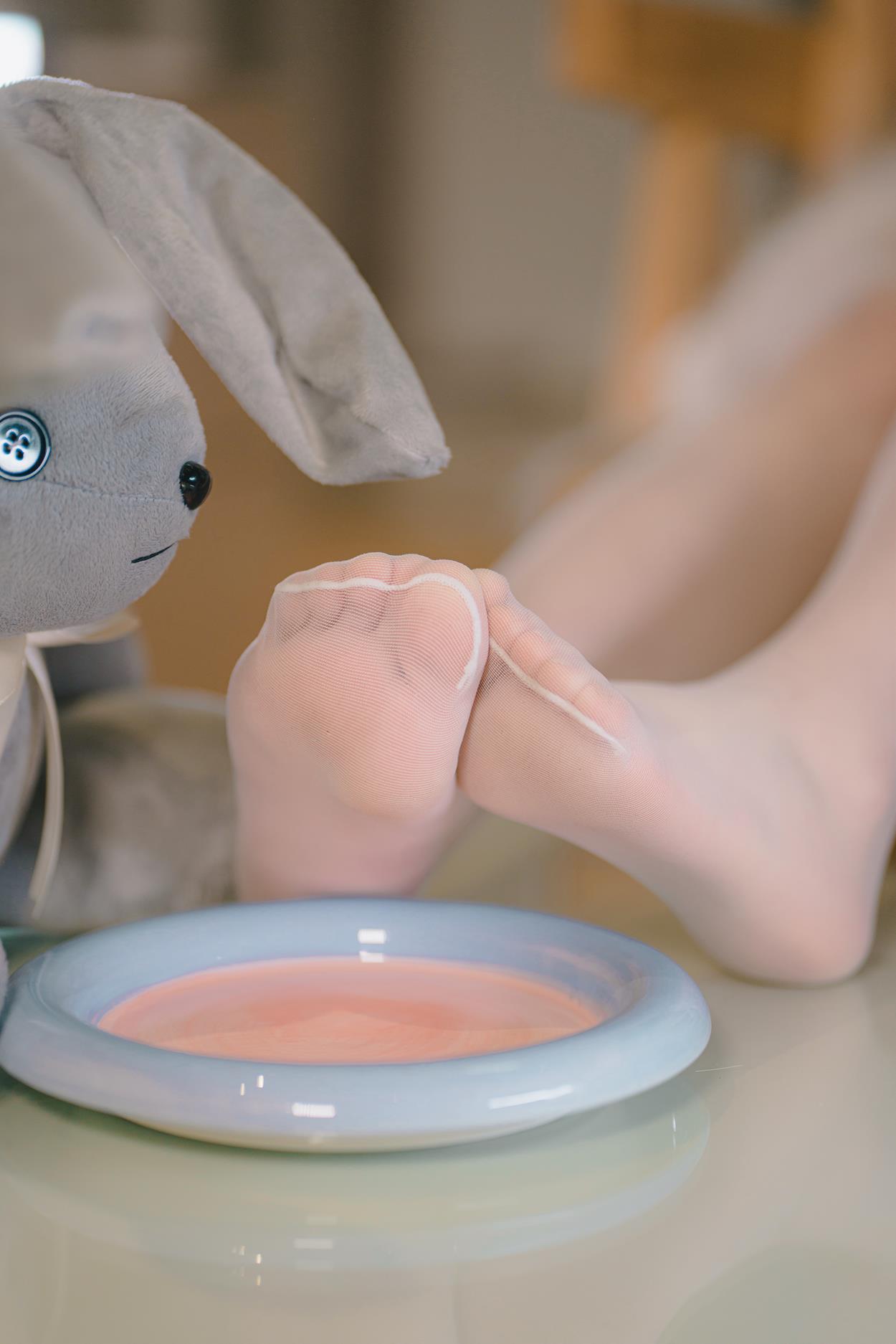 必看！吃了个迟高清写真， 男性粉丝最爱的软萌少女美图精选！