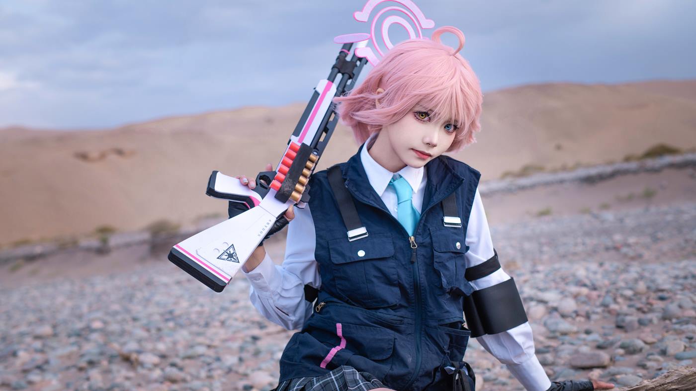 艾西 Aiwest 星野 Cos 写真全集，49P 290MB 高还原角色图包资源！