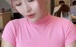 牛奶秋刀姨微密圈资源，高人气帐号私密内容写真合集！