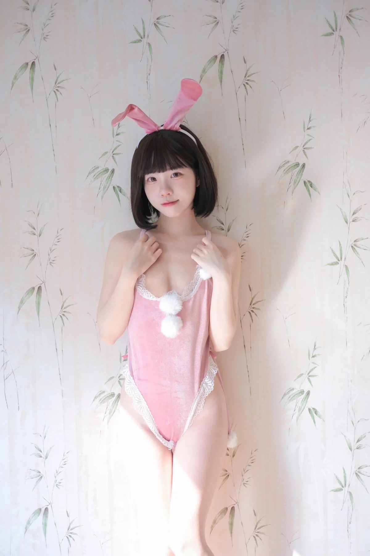 【可可小白兔】最新作品图集盘点:甜美外形背后的专业Cosplay实力